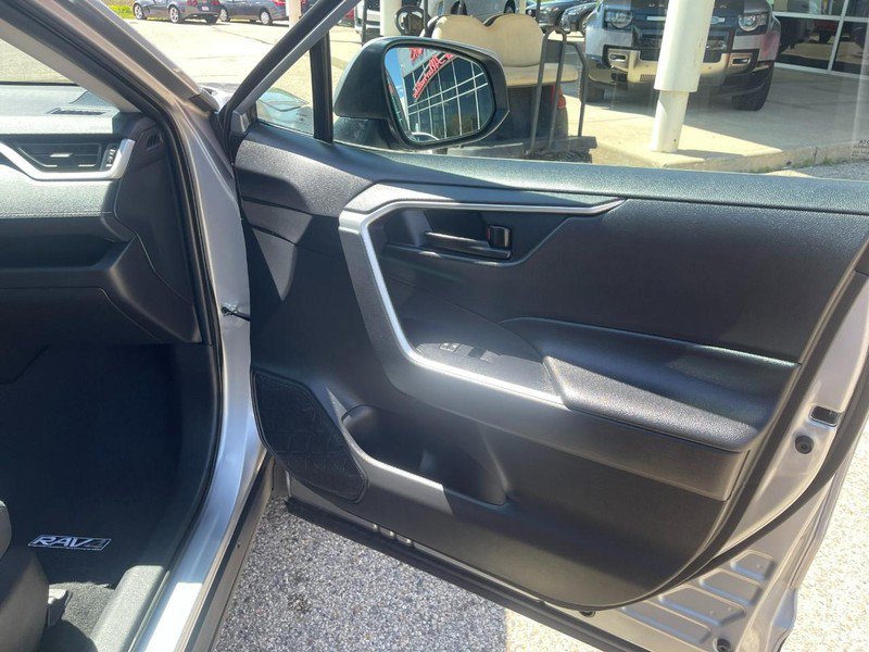 Used 2021 Toyota RAV4 LE w/ Carpet Mat Package (TMS) image 12