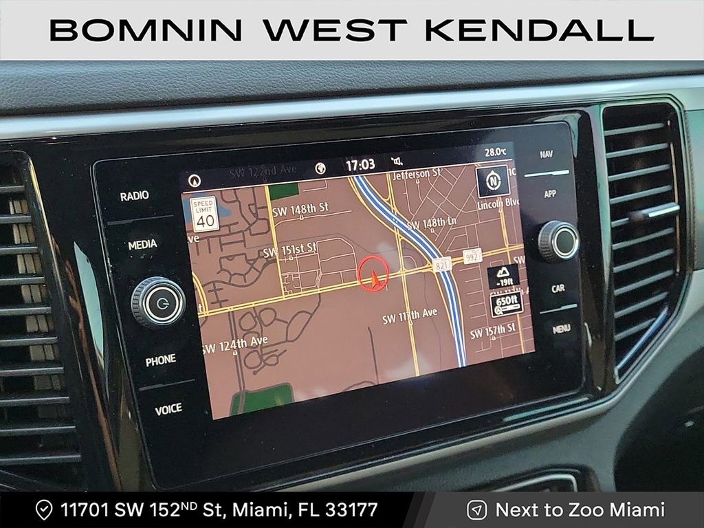 Used 2020 Volkswagen Atlas Cross Sport SEL image 17