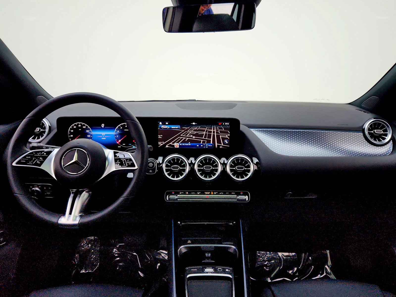 Certified 2026 Mercedes-Benz GLA 250 image 25