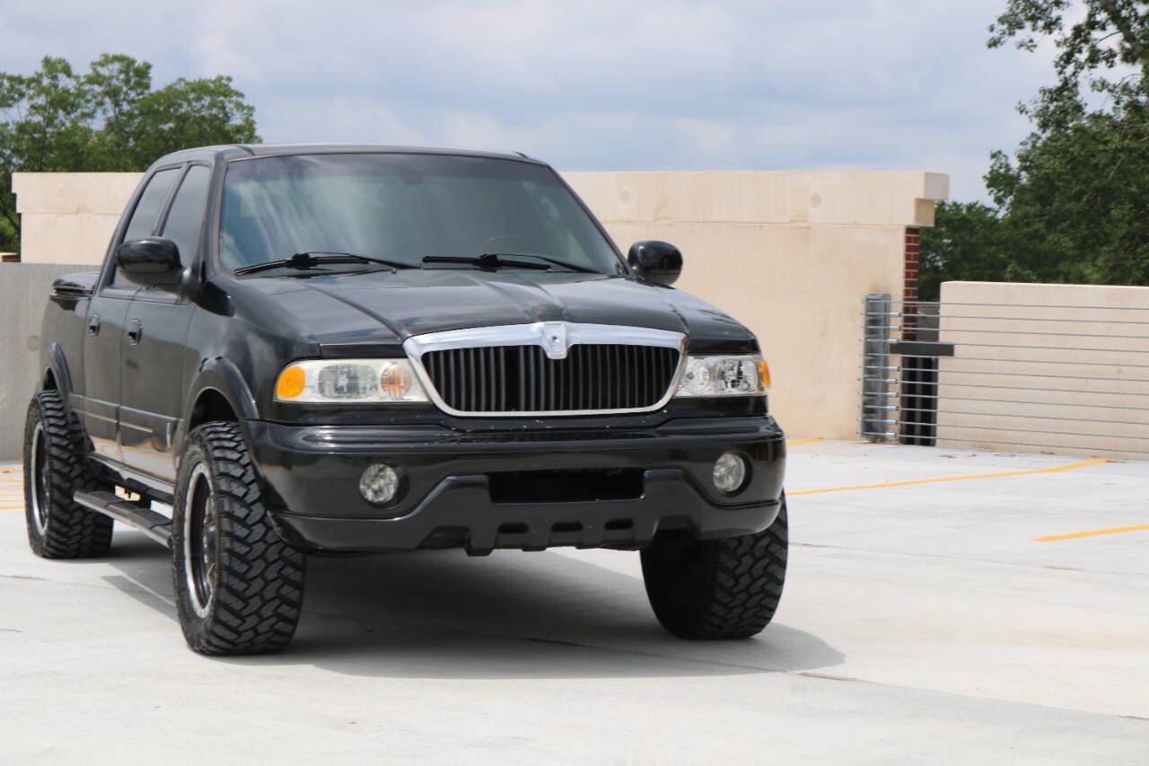 Used 2002 Lincoln Blackwood RWD image 12
