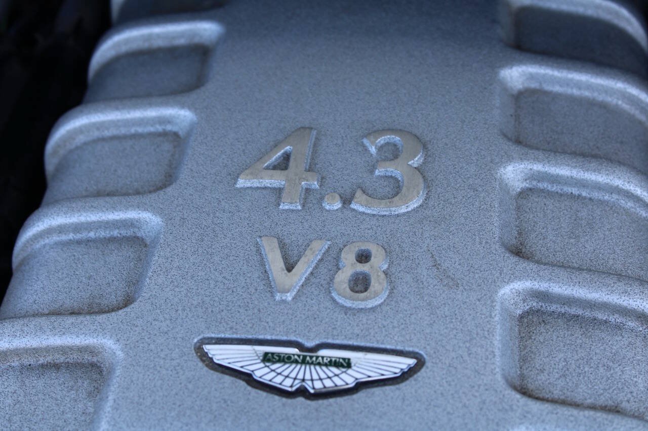 Used 2008 Aston Martin V8 Vantage Coupe RWD image 37