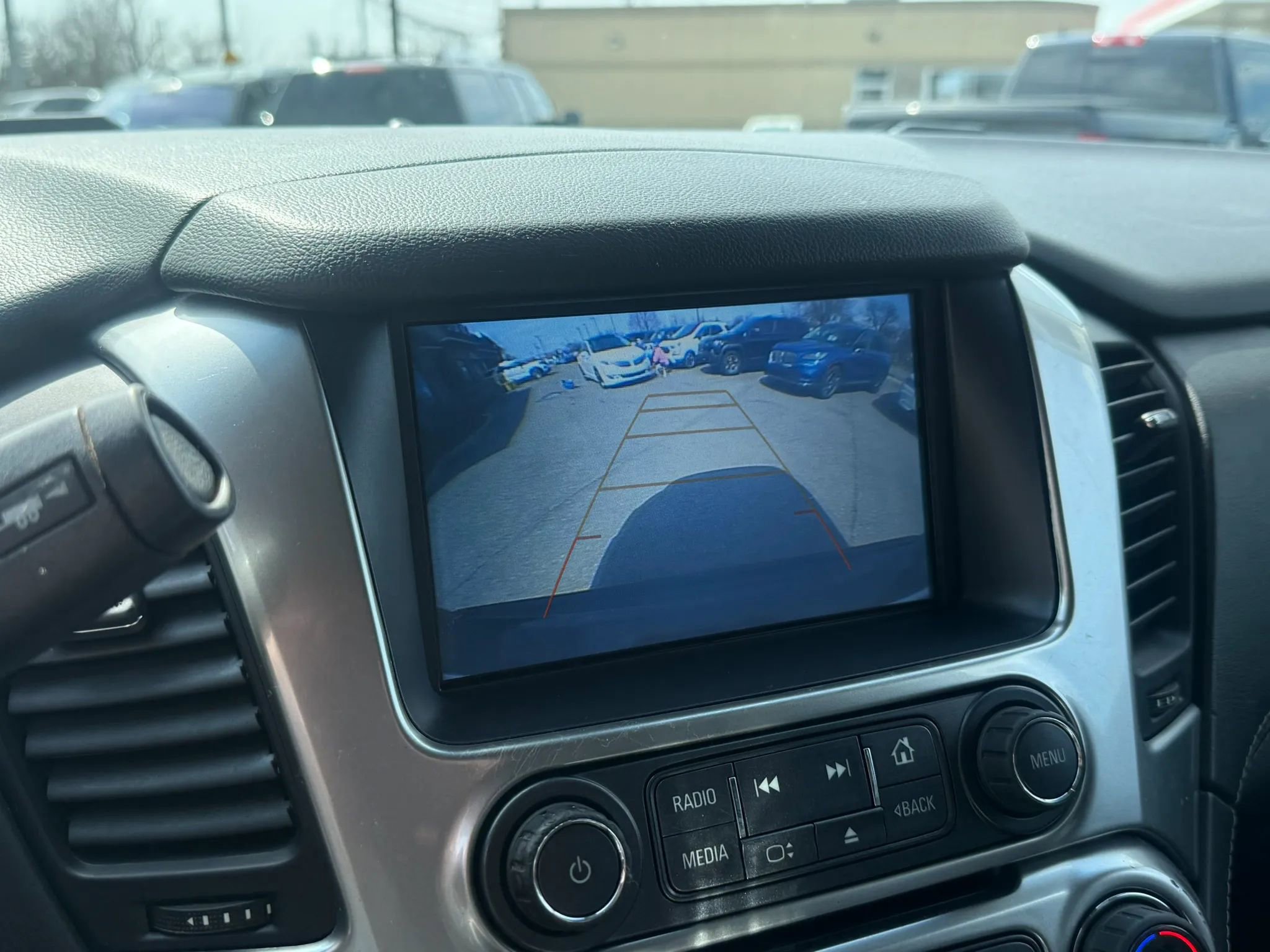 Used 2018 Chevrolet Tahoe LT AWD/4WD image 25