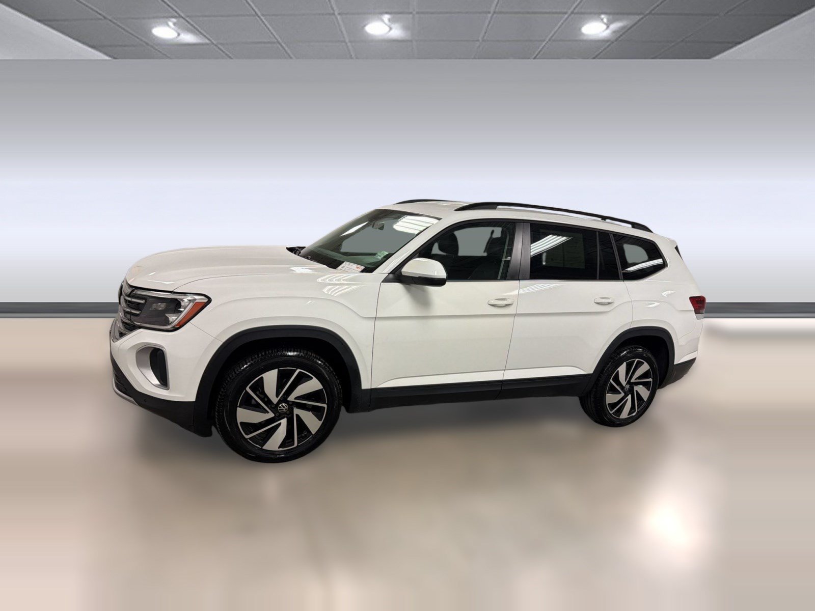 Used 2025 Volkswagen Atlas SE AWD/4WD image 23