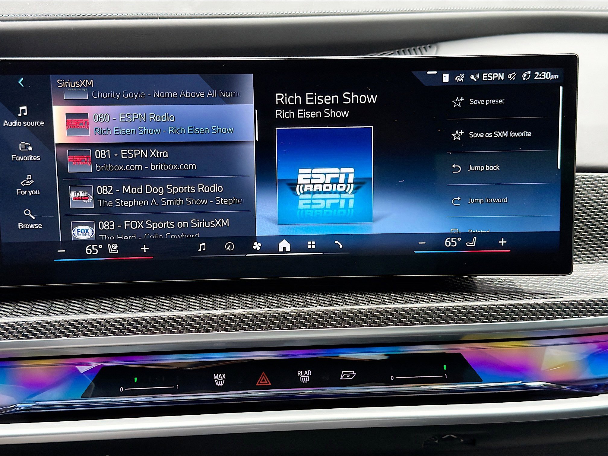 Used 2023 BMW 760i xDrive w/ Executive Package image 31