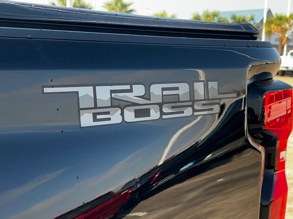 Used 2025 Chevrolet Silverado 2500 LTZ w/ Trail Boss Package image 70