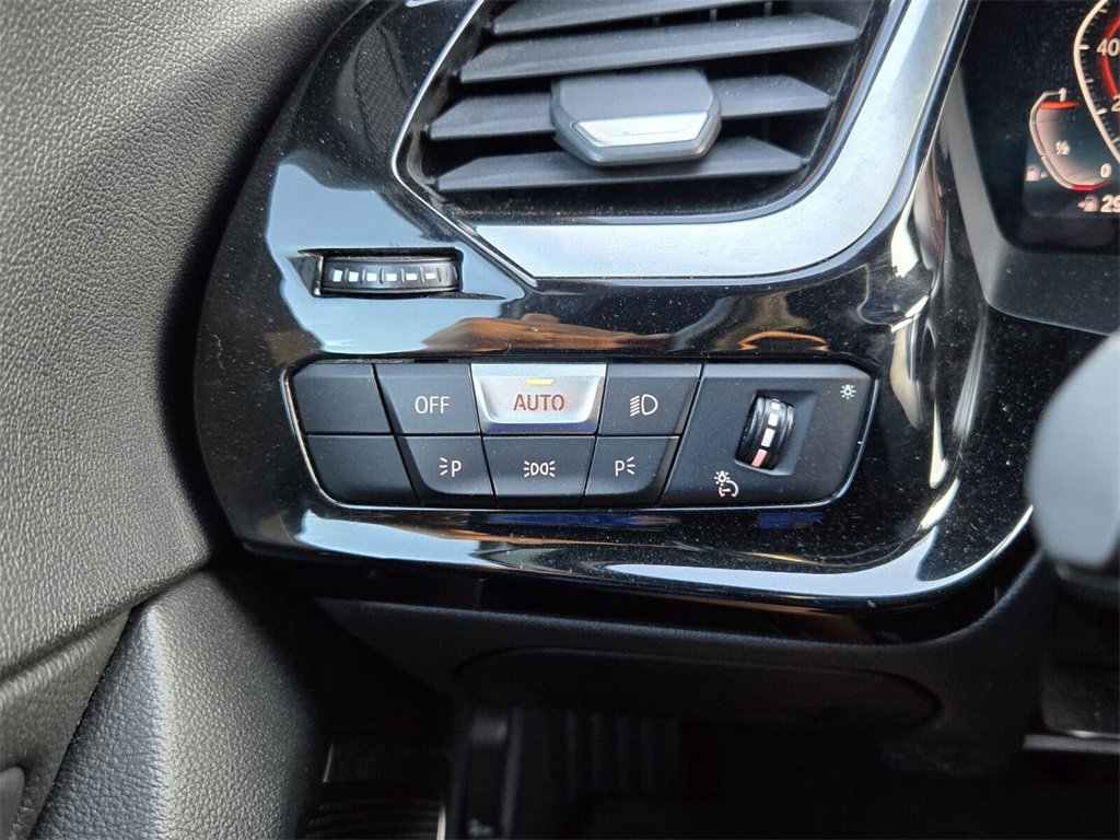Used 2020 BMW Z4 sDrive30i w/ Convenience Package image 28