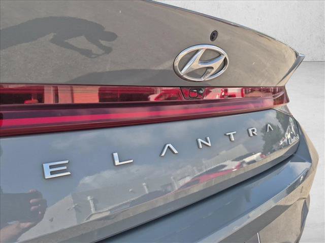 Used 2023 Hyundai Elantra Limited w/ Cargo Package FWD image 13