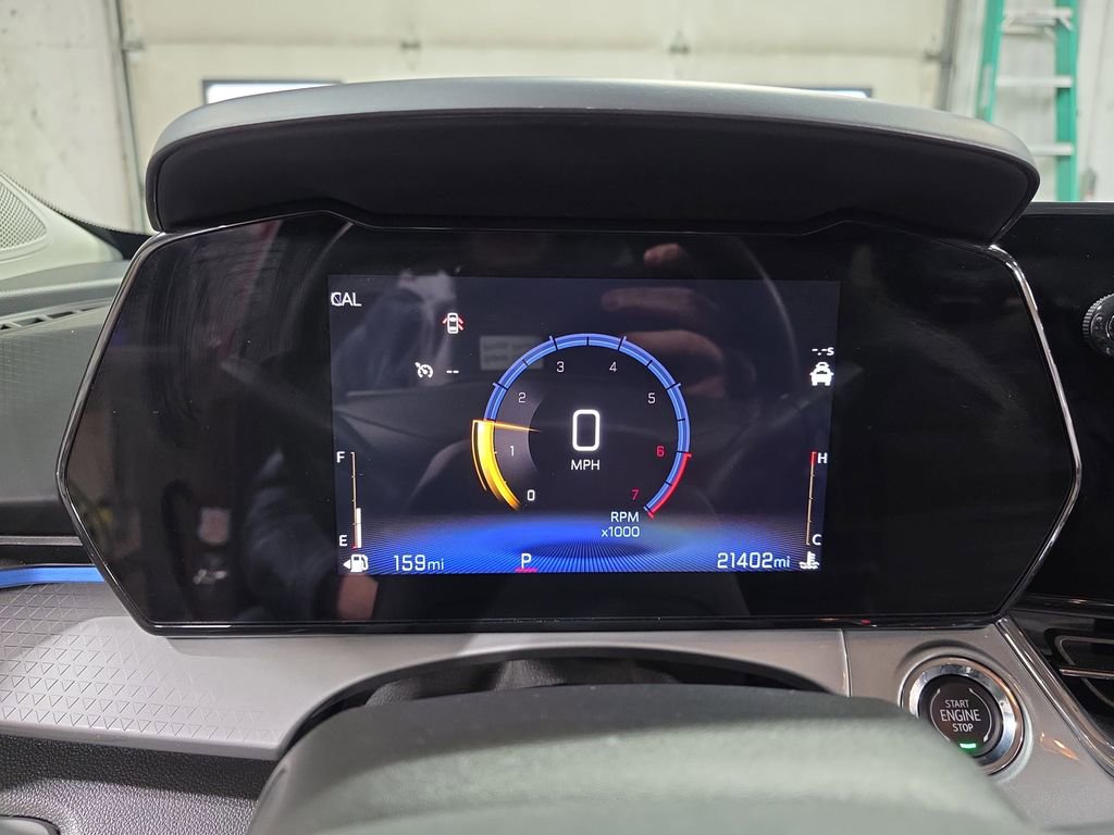 Used 2025 Chevrolet Trax LT w/ LT Convenience Package image 18