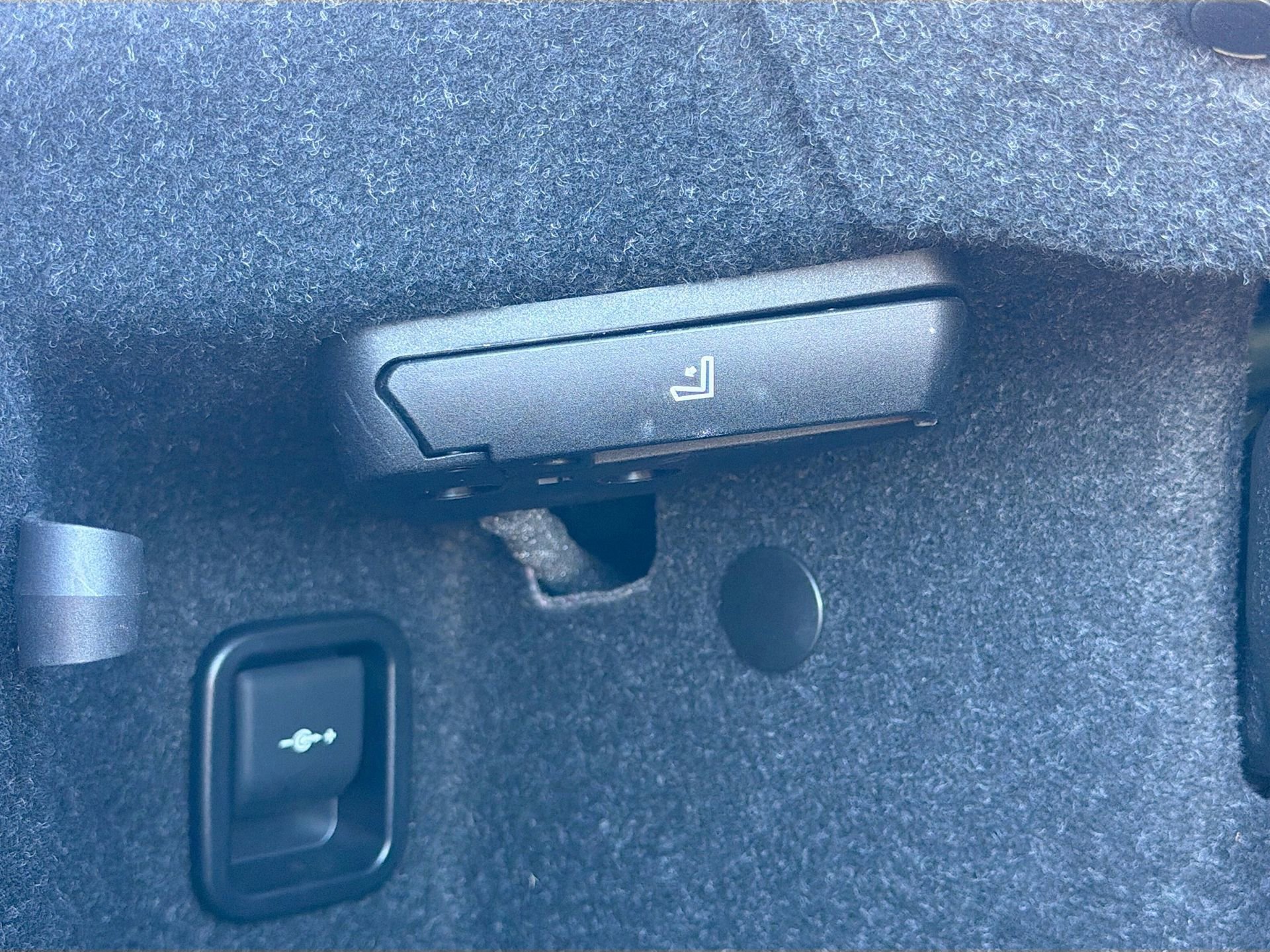 Used 2018 BMW M240i Convertible image 14