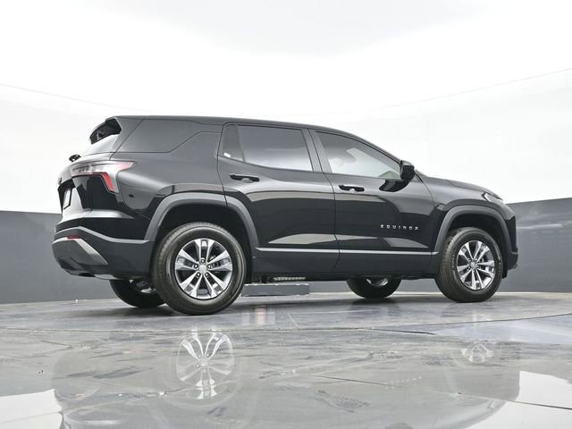 New 2026 Chevrolet Equinox LT w/ Safety and Technology Package FWD image 41