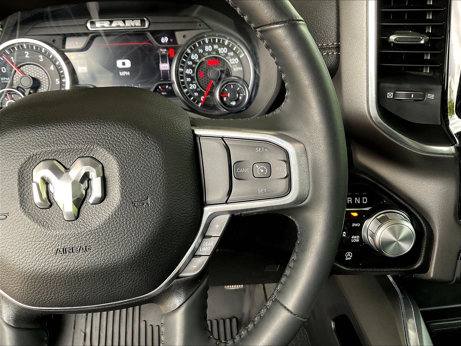 Used 2023 RAM 1500 Laramie AWD/4WD image 13