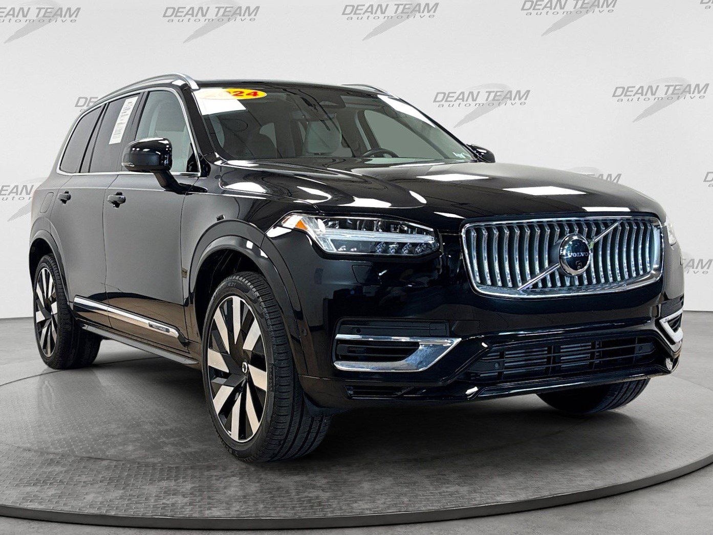 Used 2024 Volvo XC90 T8 Plus w/ Protection Package Premier AWD/4WD image 3