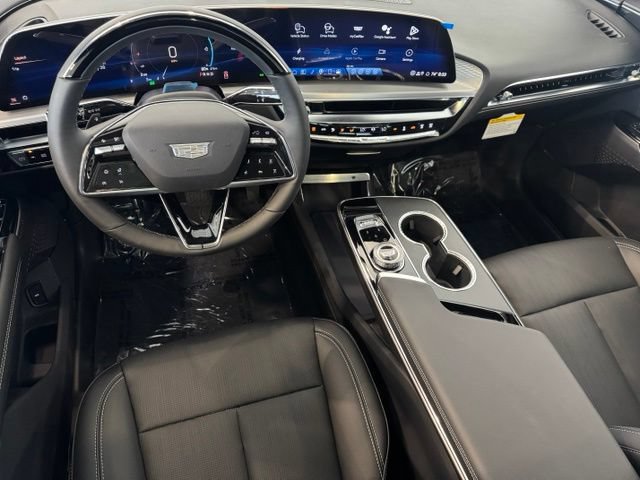 New 2026 Cadillac Lyriq Luxury AWD/4WD image 13