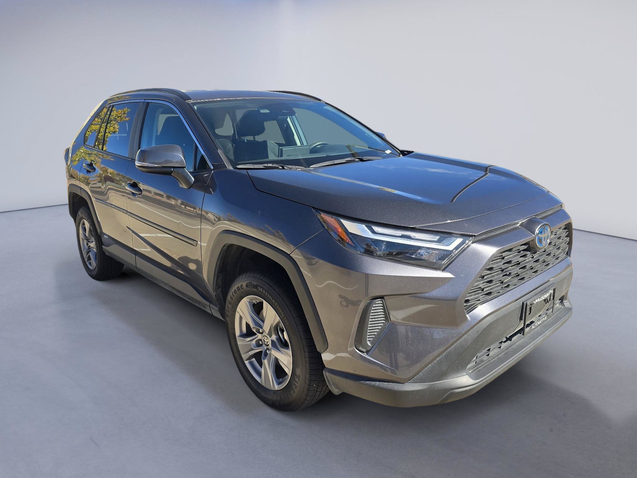 Used 2024 Toyota RAV4 LE AWD/4WD image 7