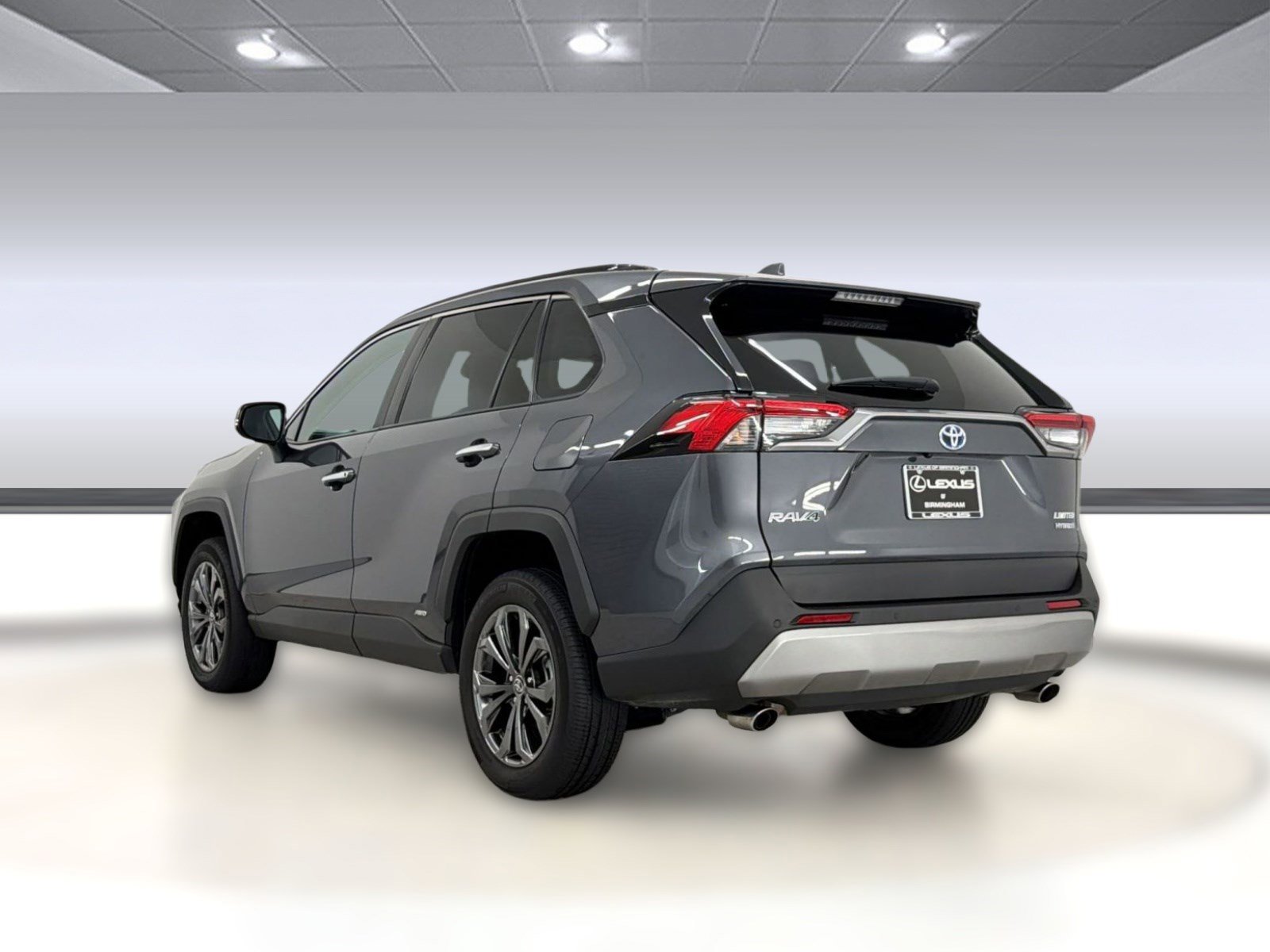 Used 2022 Toyota RAV4 Limited AWD/4WD image 3