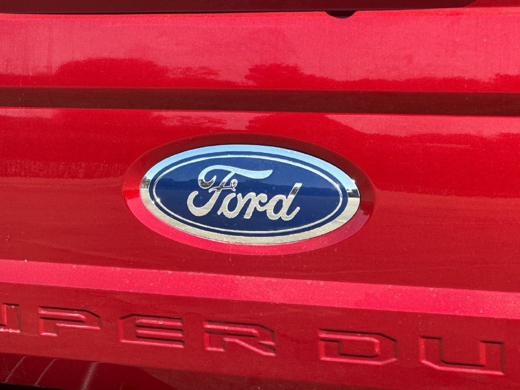 Certified 2018 Ford F350 Lariat w/ Lariat Ultimate Package AWD/4WD image 25