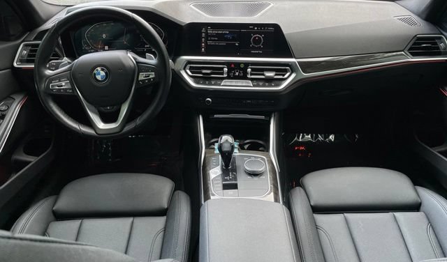 Used 2021 BMW 330i Sedan w/ Premium Package RWD image 16