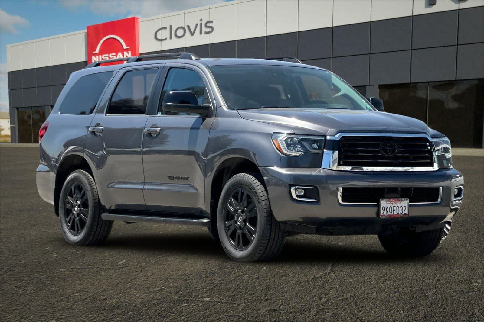 Used 2021 Toyota Sequoia TRD Sport w/ TRD Sport Premium Package AWD/4WD image 10
