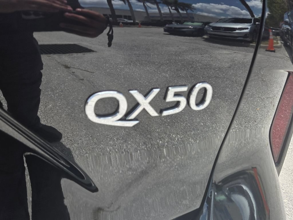 Used 2023 INFINITI QX50 Sensory FWD image 15