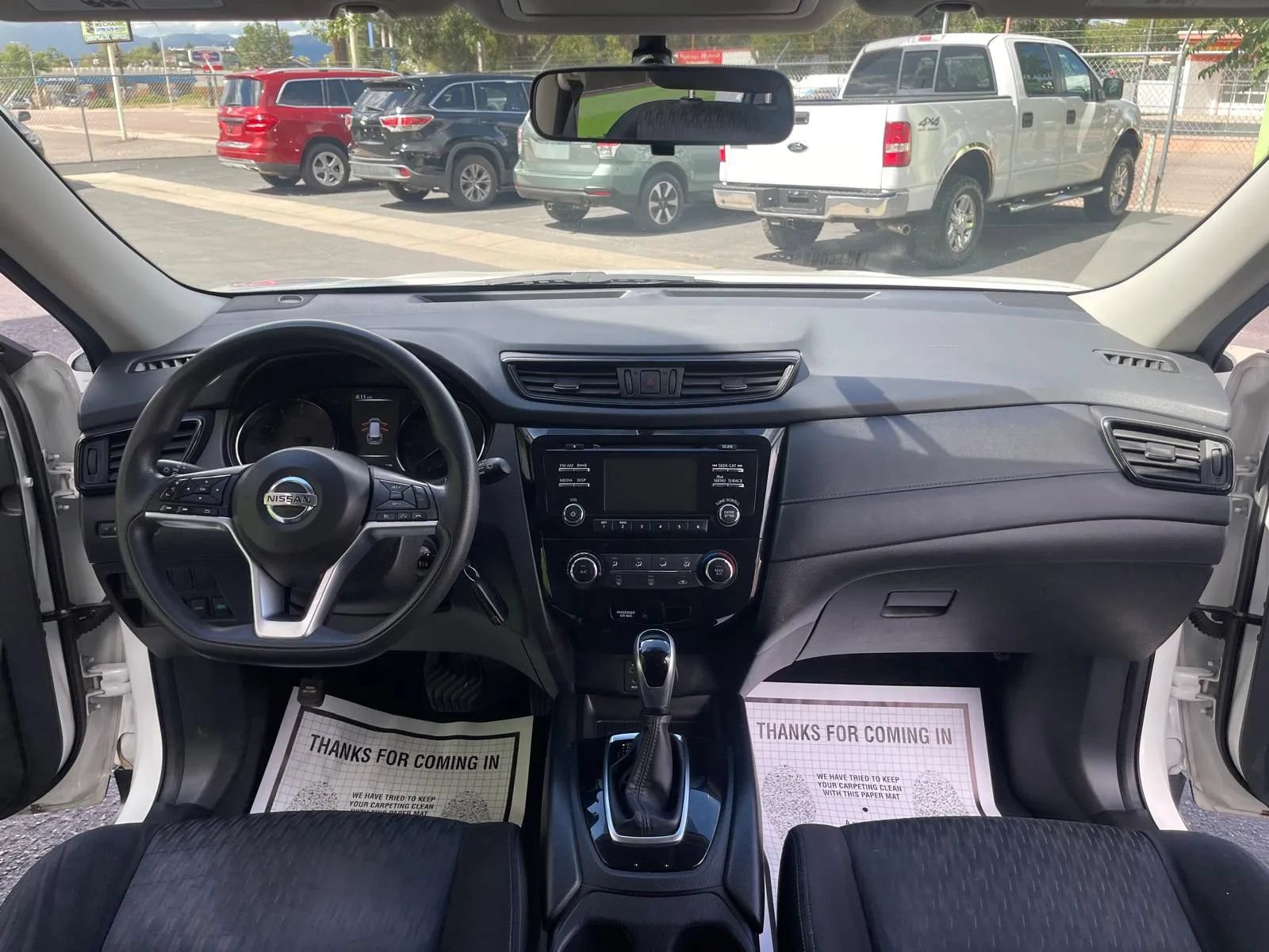 Used 2017 Nissan Rogue S AWD/4WD image 18
