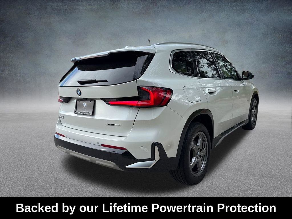 Used 2023 BMW X1 xDrive28i w/ Convenience Package AWD/4WD image 5