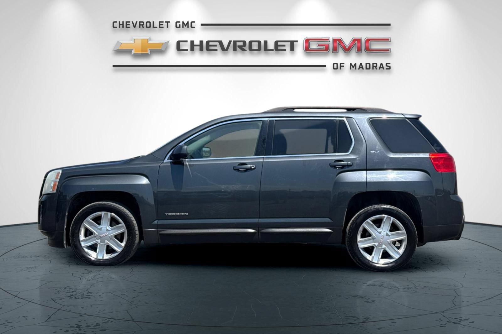 Used 2010 GMC Terrain SLT AWD/4WD image 6