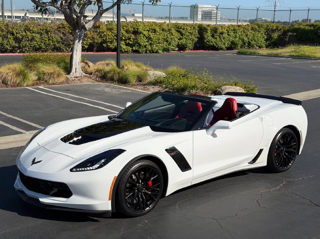 Used 2016 Chevrolet Corvette Z06 RWD image 4