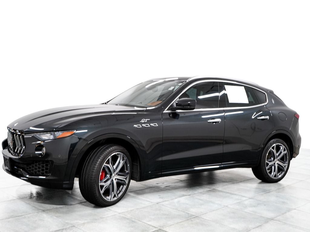Used 2023 Maserati Levante GT AWD/4WD image 4