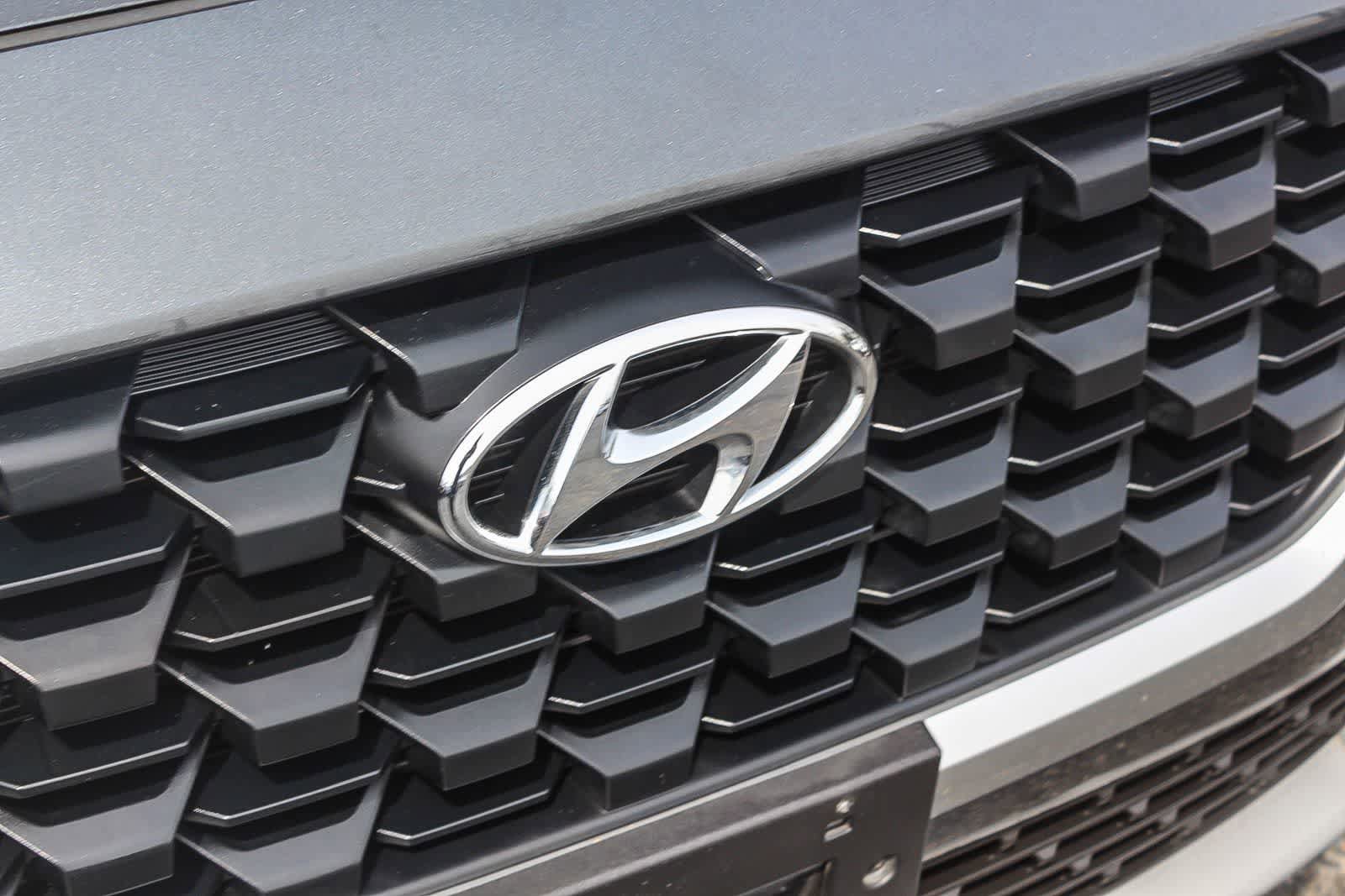 Certified 2022 Hyundai Santa Fe SE image 16