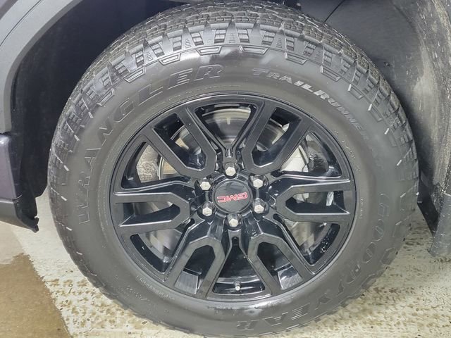 Used 2023 GMC Sierra 1500 Elevation image 10