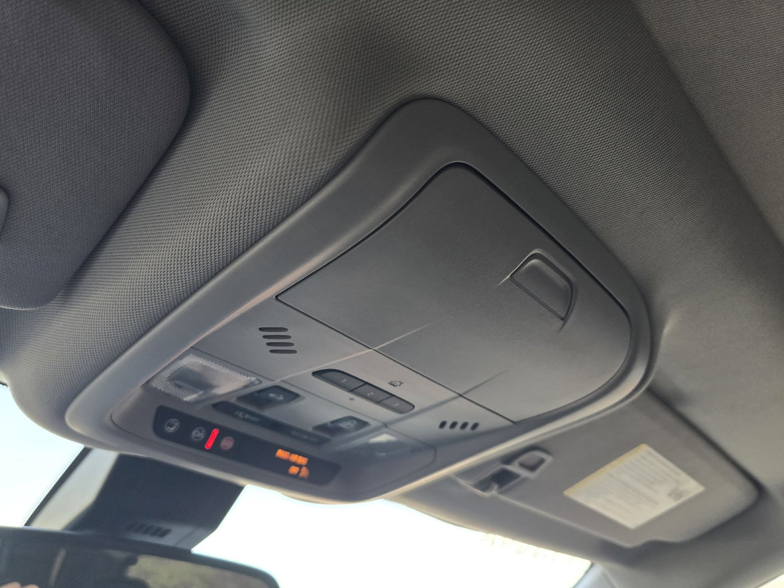 Used 2020 Chevrolet Equinox Premier image 22