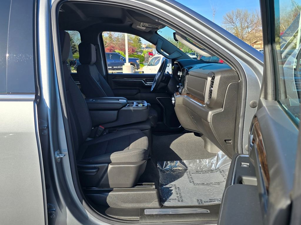 Used 2024 GMC Sierra 2500 SLE w/ SLE Value Package; image 33