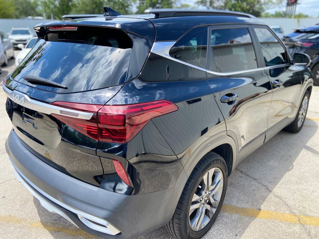 Used 2022 Kia Seltos S FWD image 5