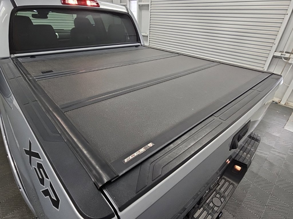 Used 2021 Toyota Tundra Limited w/ Limited Premium Package AWD/4WD image 37