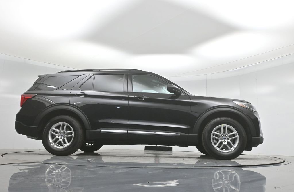 New 2025 Ford Explorer Active w/ Active Comfort Package image 47