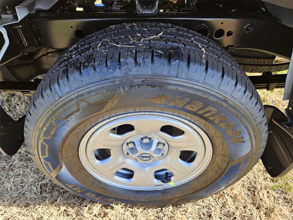 New 2026 Nissan Frontier S w/ S Utility Package image 8