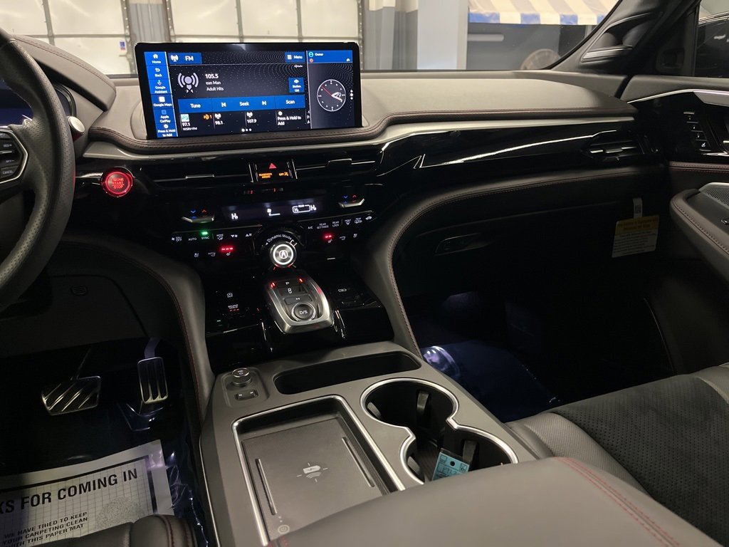 Used 2025 Acura MDX A-Spec image 23
