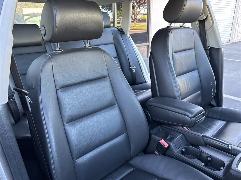 Used 2008 Audi A4 2.0T AWD/4WD image 37