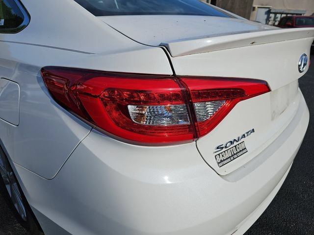 Used 2016 Hyundai Sonata Limited w/ Option Group 04 FWD image 36
