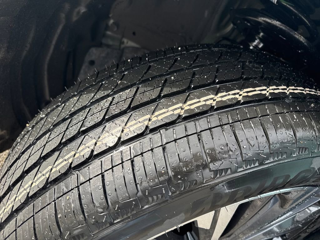 New 2026 Nissan Pathfinder Platinum image 29