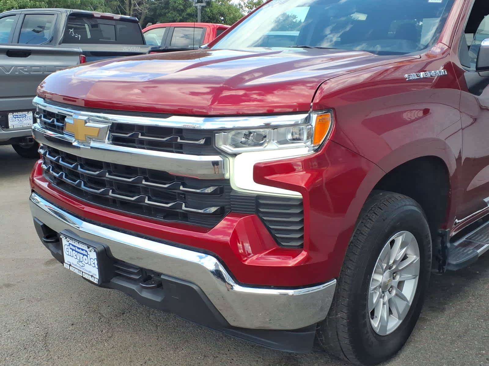 Certified 2023 Chevrolet Silverado 1500 LT w/ Protection Package AWD/4WD image 7