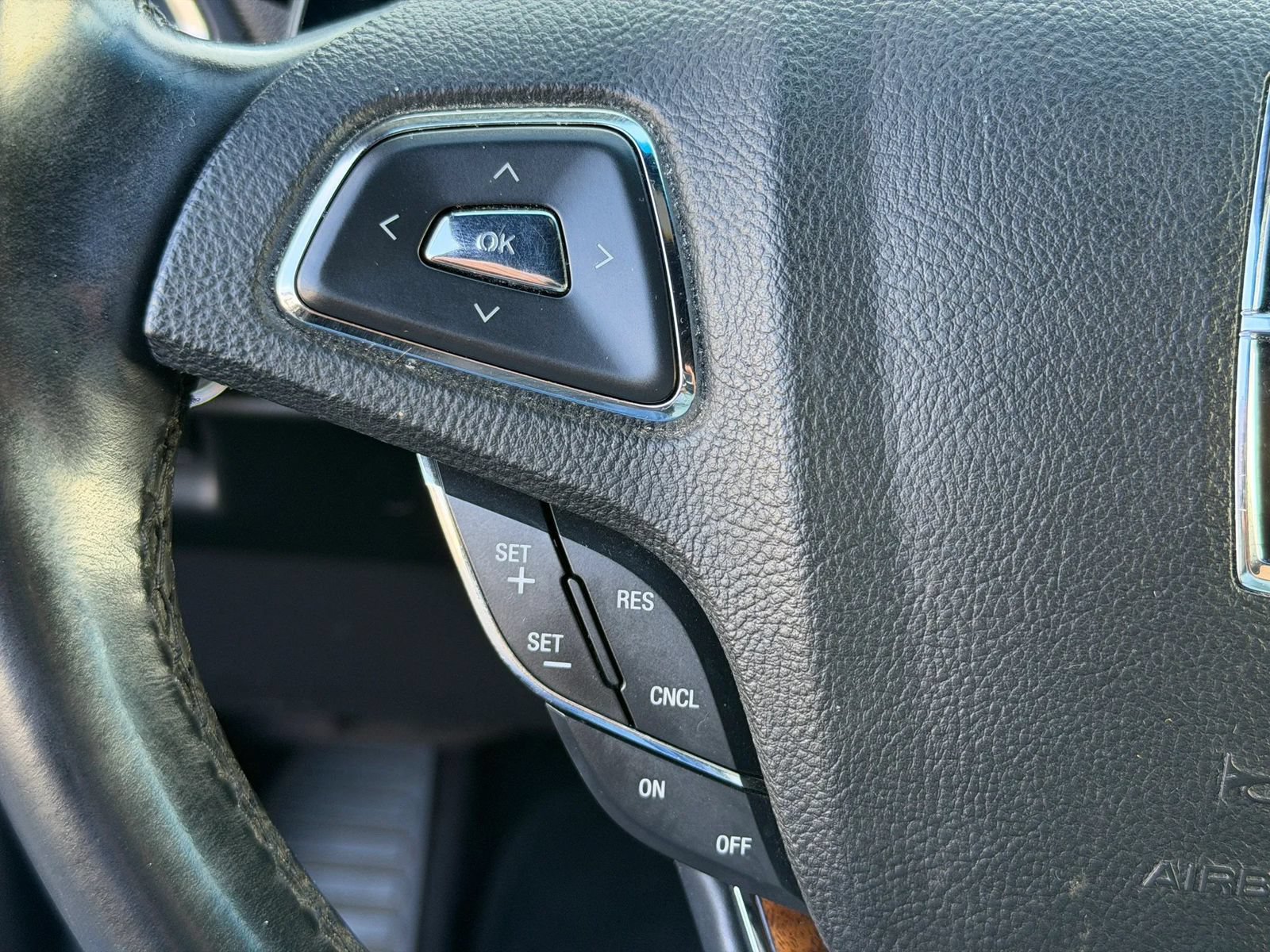 Used 2016 Lincoln MKX Select FWD image 42