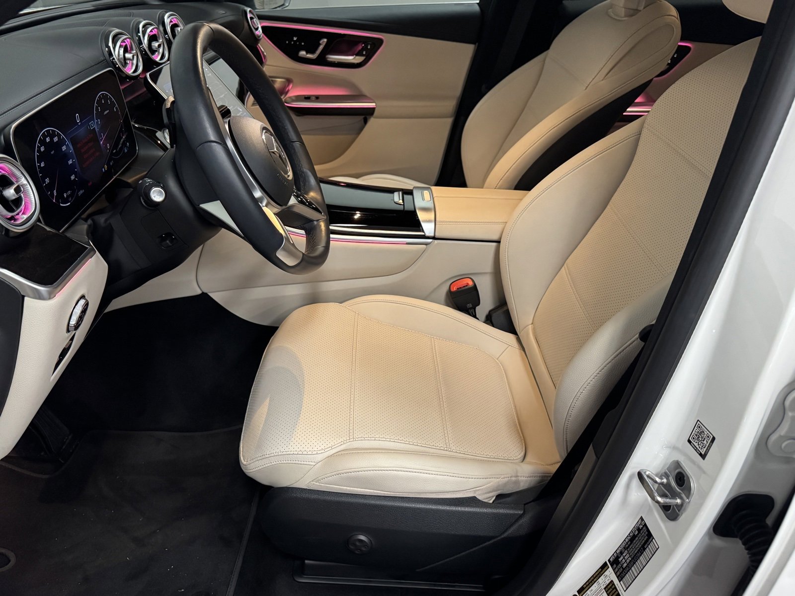 Certified 2023 Mercedes-Benz GLC 300 image 25