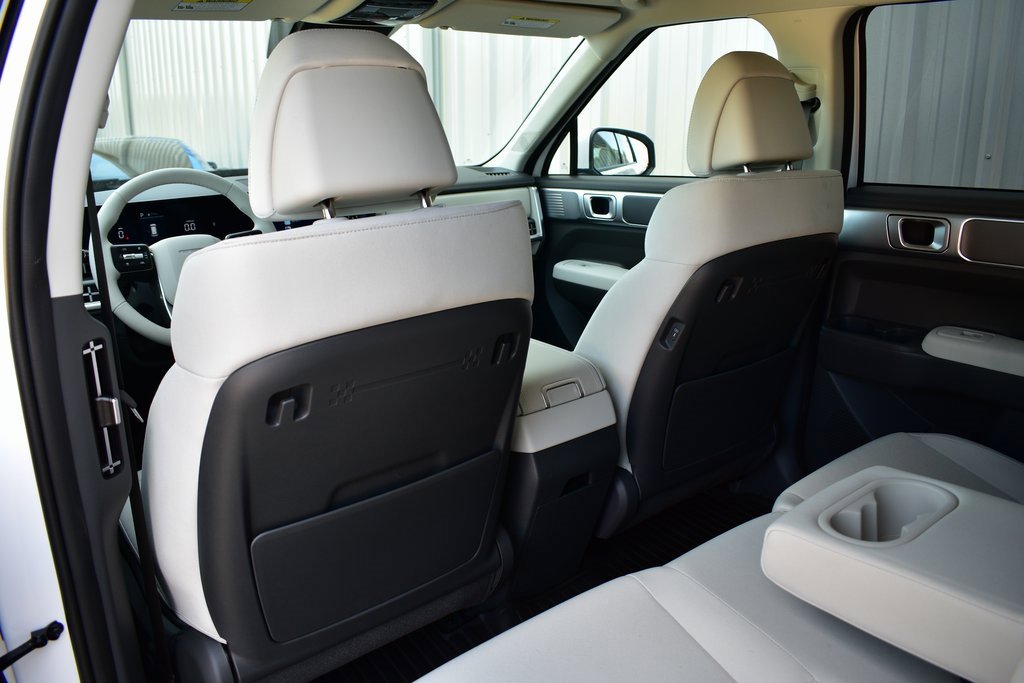 New 2026 Hyundai Santa Fe SE image 23