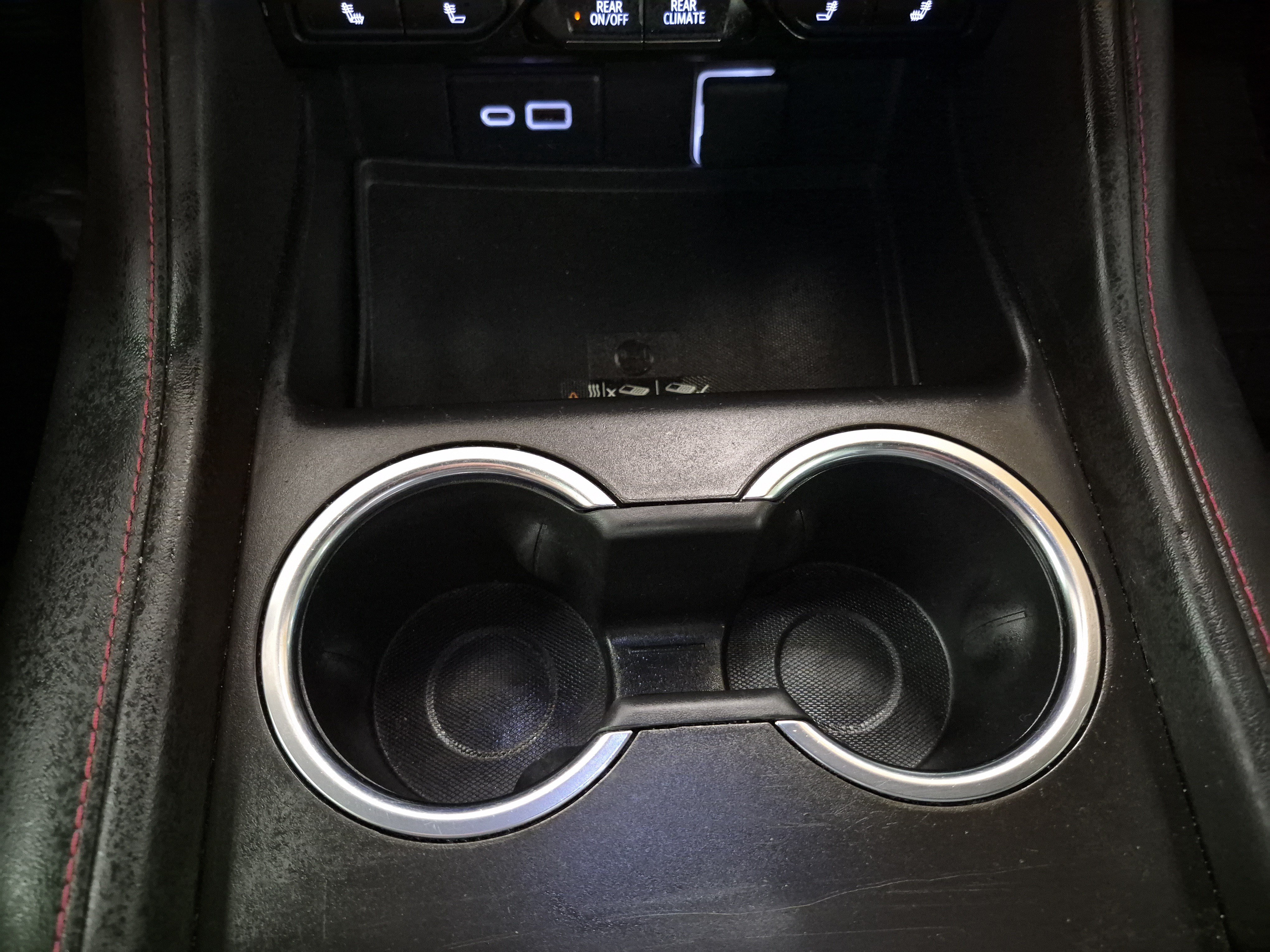 Used 2022 Chevrolet Tahoe RST w/ Sport Performance Package RWD image 31