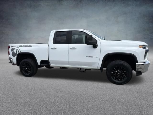 Used 2021 Chevrolet Silverado 2500 LT w/ Convenience Package AWD/4WD image 6