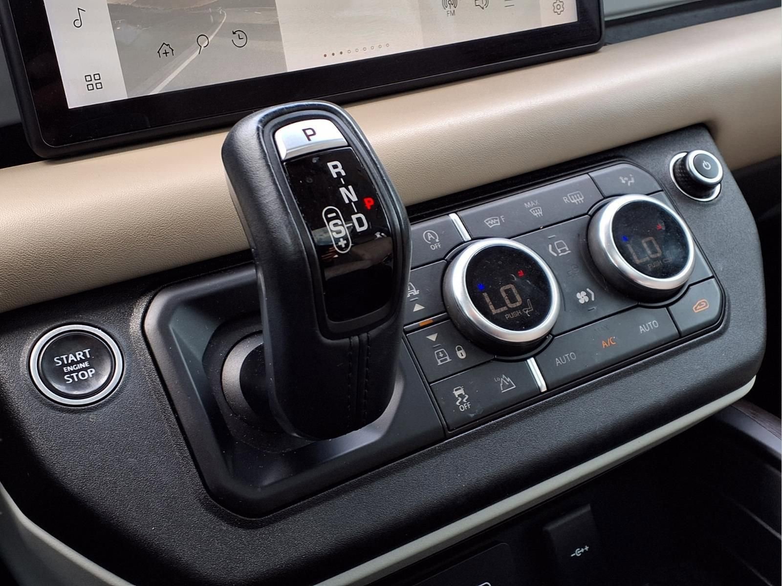 Used 2020 Land Rover Defender 110 HSE image 20