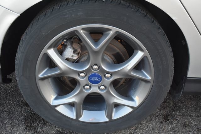Used 2014 Ford Focus SE w/ Equipment Group 201A image 40