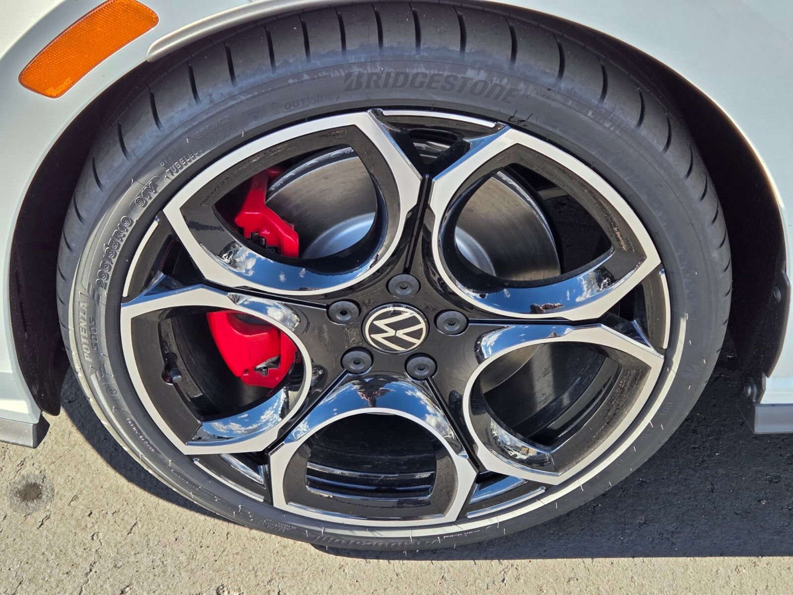 New 2026 Volkswagen GTI Autobahn image 5