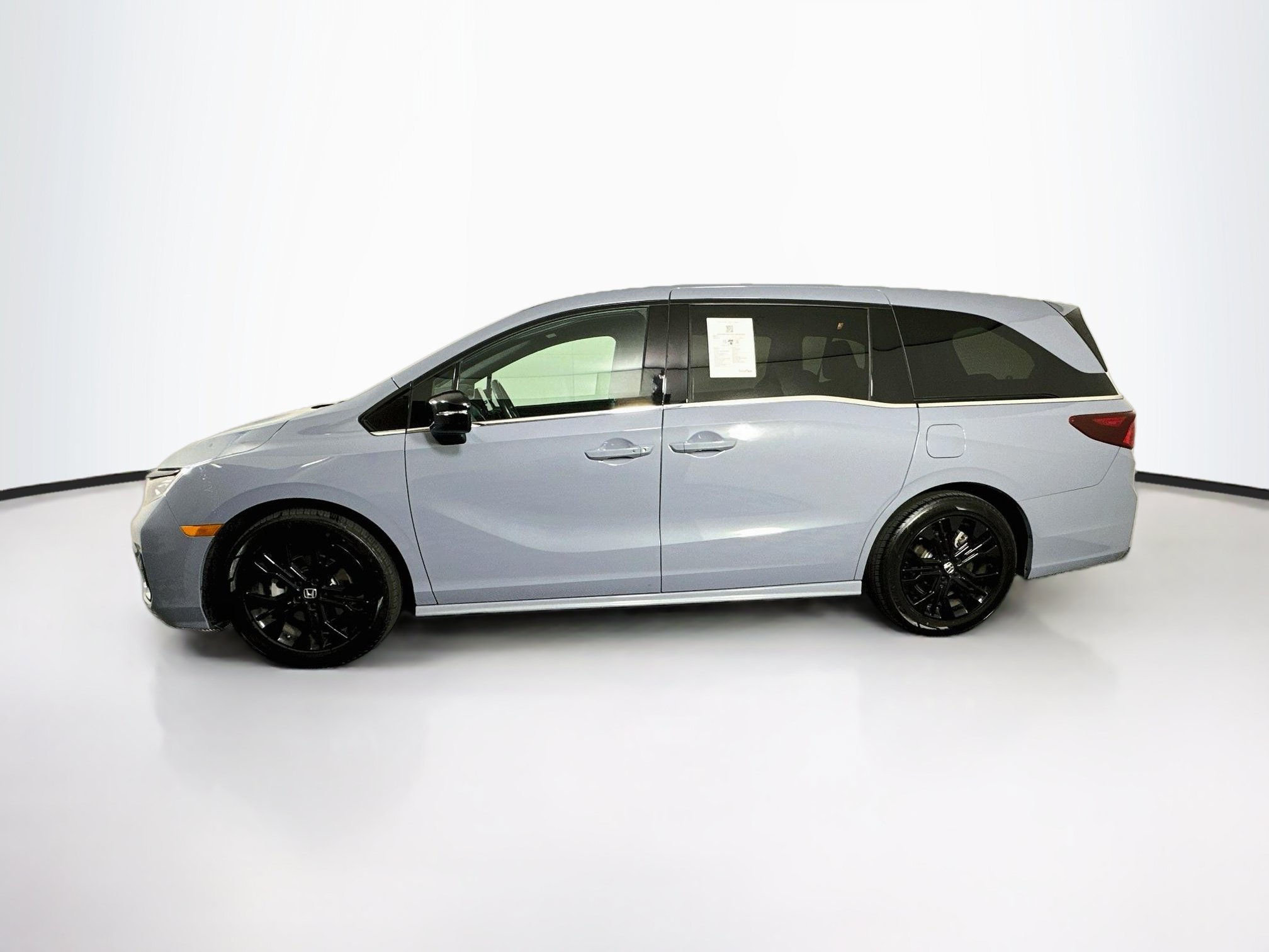 Used 2025 Honda Odyssey Sport-L image 4